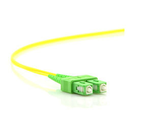 Klibi ile SC APC Ücretsiz Logo Optik Fiber Yama Kablosu Tek Mod 2.0 Atlama Kablosu